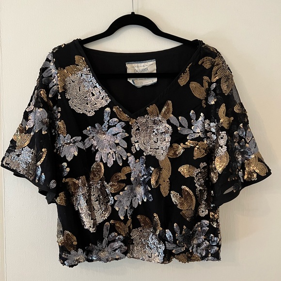 California Moonrise Floral Sequin Top Size Large - Picture 1 of 5